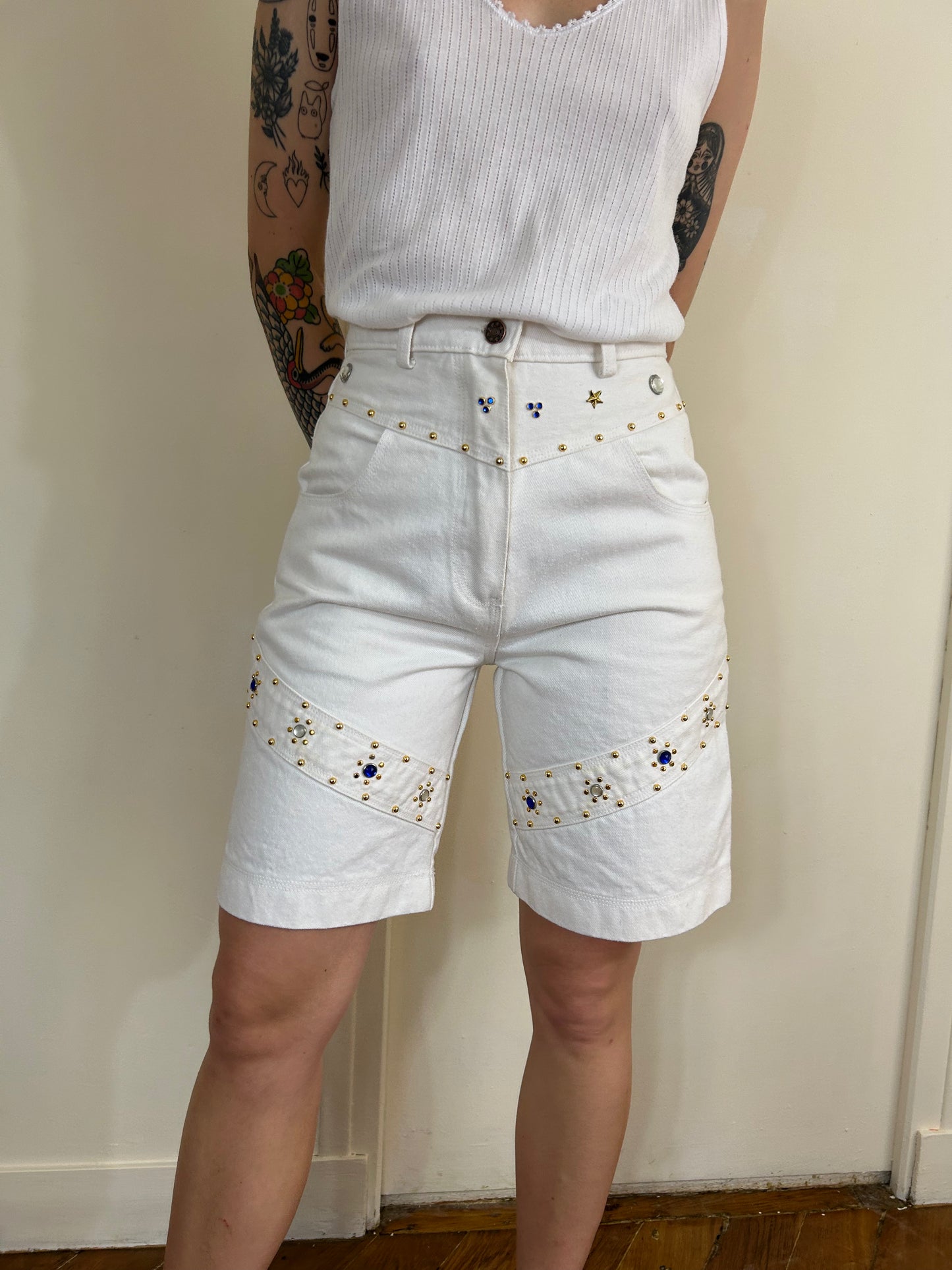 Short à strass T.36