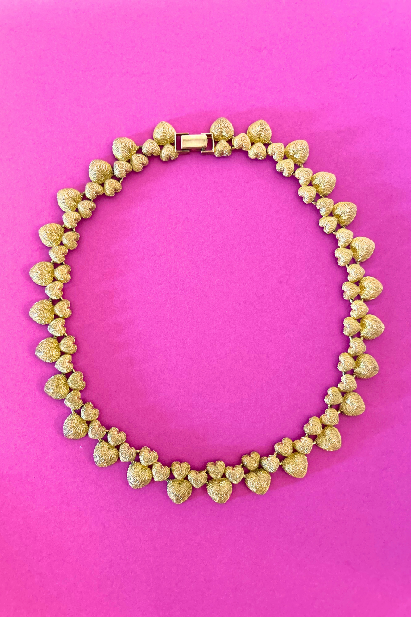 Collier doré coeurs