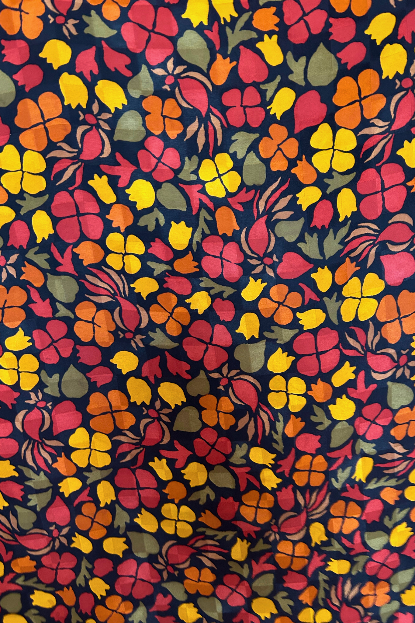 Foulard en soie Carita