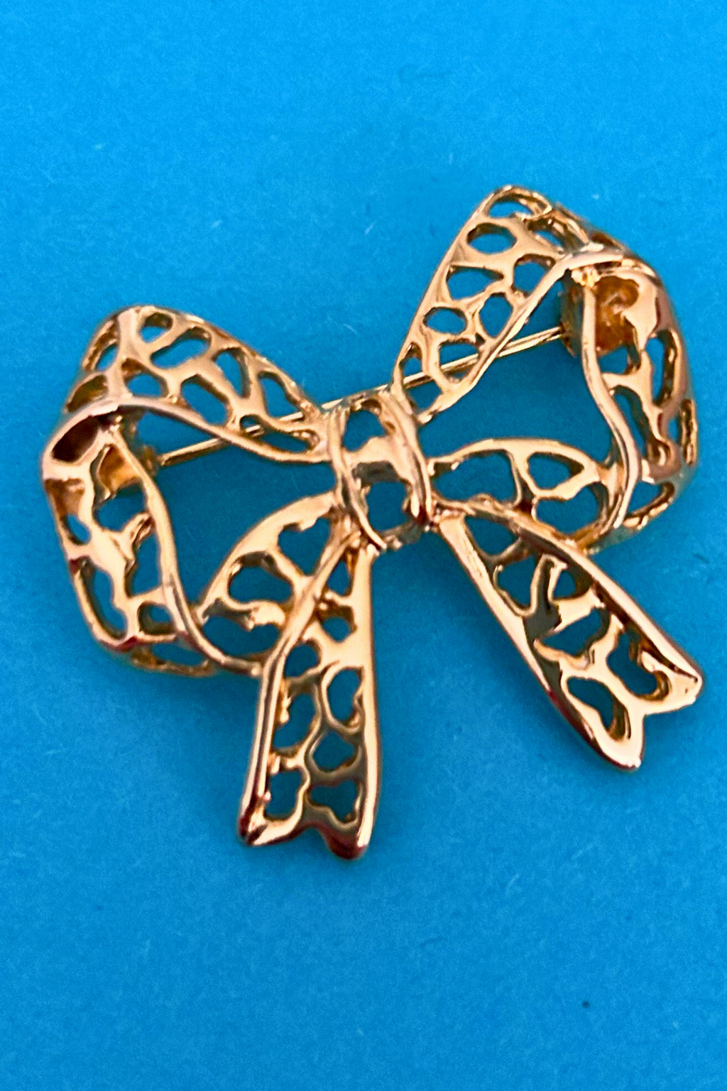 Broche noeud dentelle