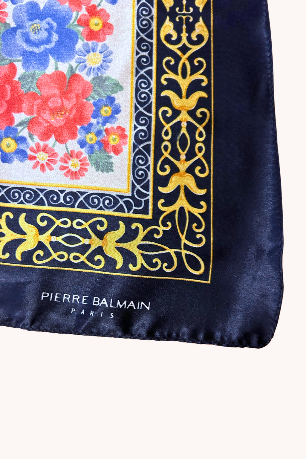 Foulard François 1er Pierre Balmain