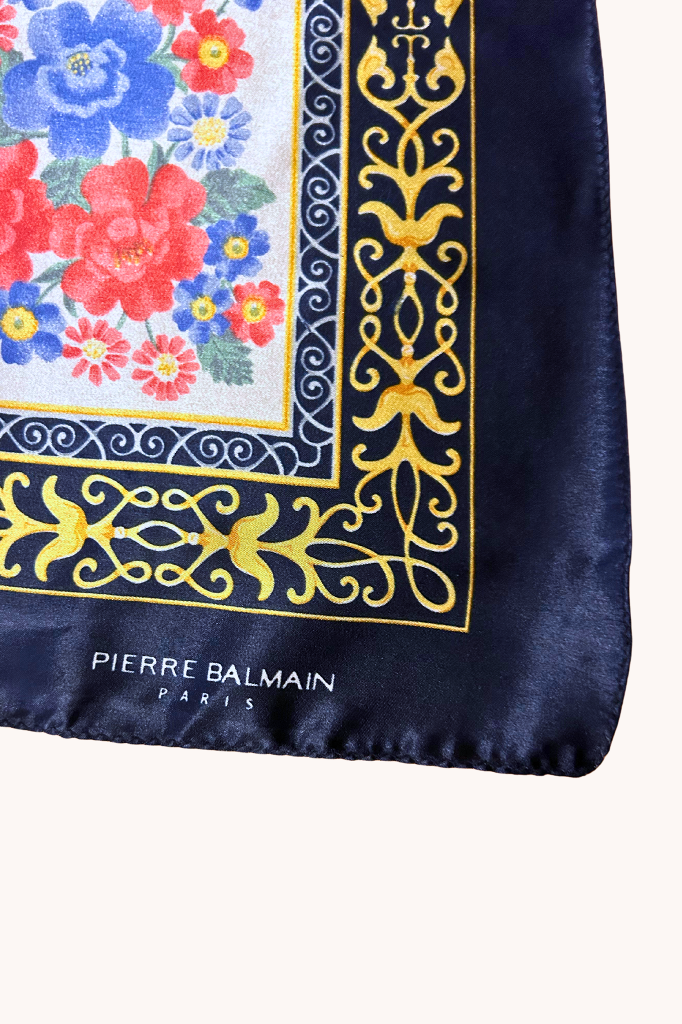 Foulard François 1er Pierre Balmain