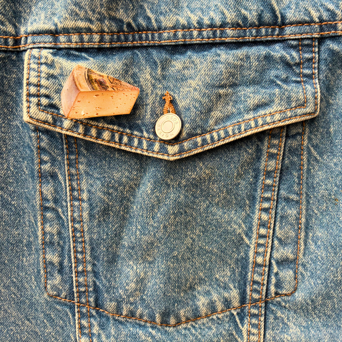 Pins Fromage